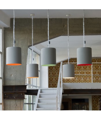 Suspension design, gris et rouge Pour