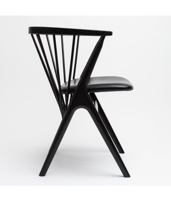 Fauteuil design, Sibast N°8, bois vernis noir et cuir noir de votre