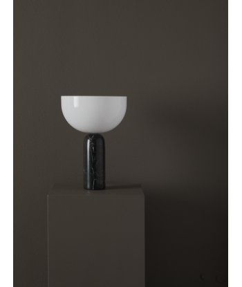 Lampe de Table Kizu, marbre noir, New Works En savoir plus