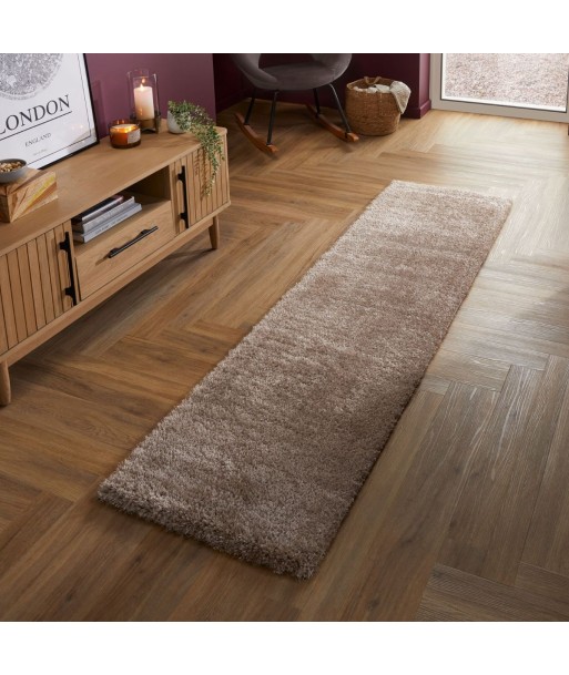 Tapis de couloir Shaggy beige chez Cornerstreet bien 