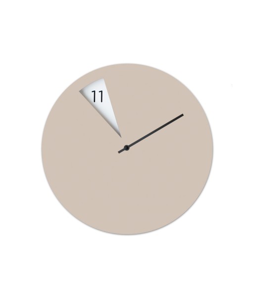 Horloge design, beige suggérées chez